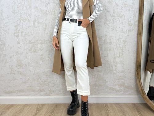 Jeans Recto Camelia By Cataleia