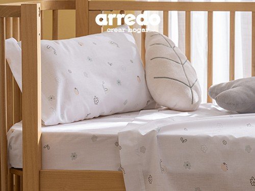 Juego de Sábanas Cuna Algodón Blend Insectos y Flores 