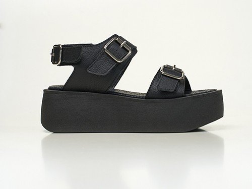 Sandalias Plataforma de Cuero Negras. Hebillas Ajustables. Urbanas
