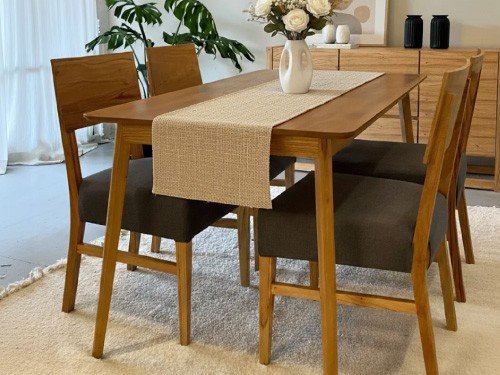 Combo oslo Mesa de Comedor + 4 Sillas Tapizadas
