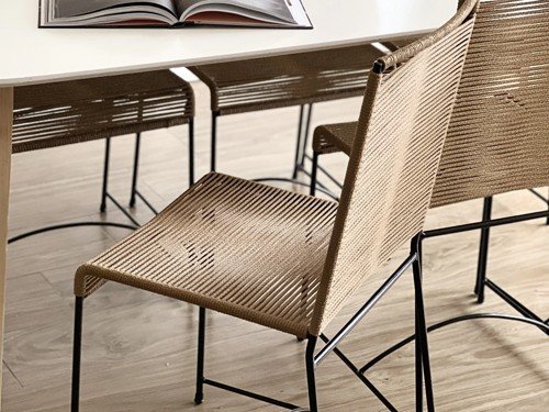 Silla de comedor Alabama de hierro tejida en soga con respaldo alto