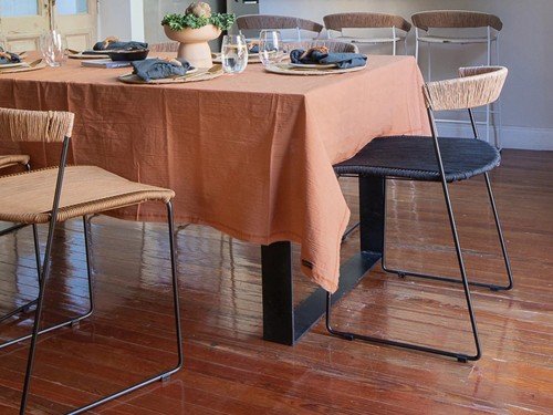 Silla de comedor Mallorca I moderna tejida con base metálica