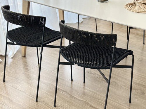 Silla de comedor Mallorca I moderna tejida con base metálica