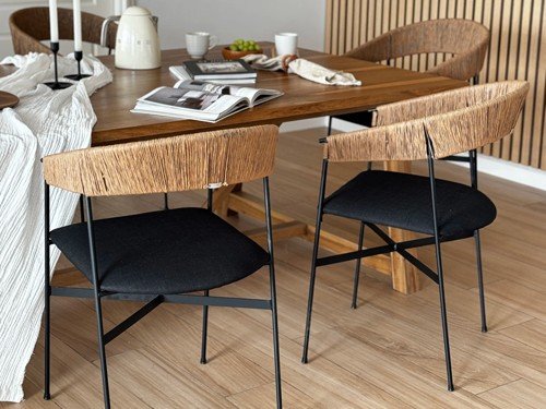 Silla de comedor Mallorca II con apoyabrazos y asiento tapizado