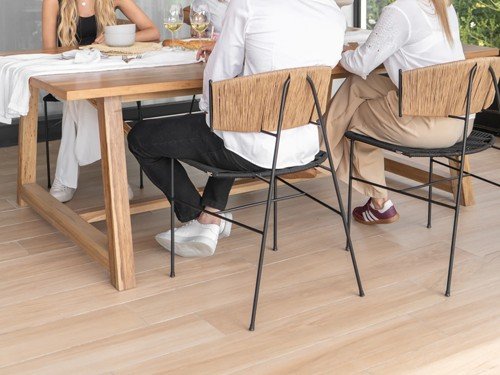 Silla de comedor Marbella I asiento tejido con estructura de hierro