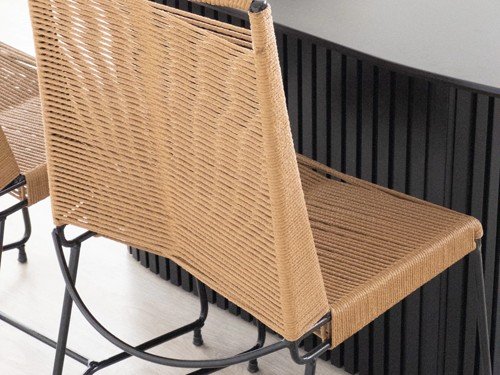 Silla de comedor Roma tejida con estructura metálica resistente