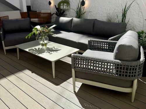 Set de exterior Amalfi en aluminio y lona náutica con mesa ratona