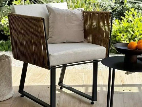 Set de exterior Delta individual con mesa y almohadones lona náutica