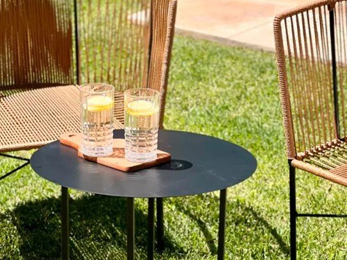 Set de exterior Gervasoni individual con mesa auxiliar