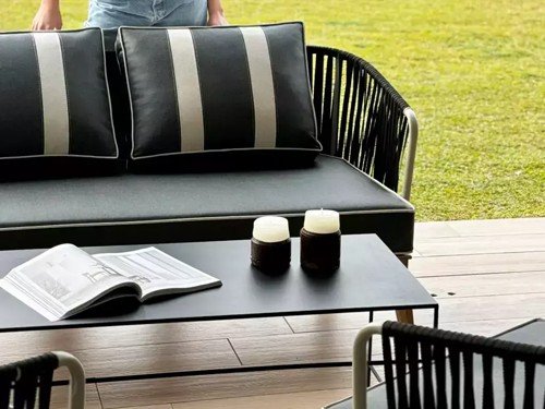 Set de exterior Terra complto mesa auxiliar y almohadones tela náutica