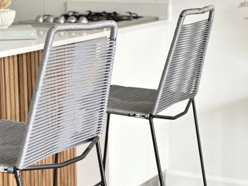 Banqueta Asia de hierro tejida en soga respaldo alto