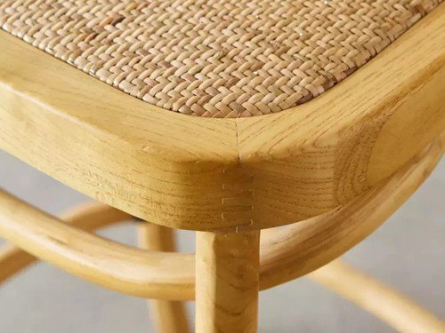 Banqueta Catedral de madera con respaldo alto diseño moderno