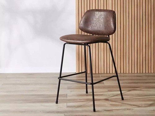 Banqueta Suiza tapizada respaldo alto diseño moderno