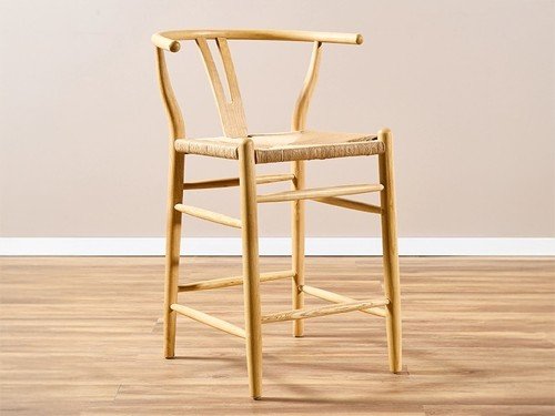 Banqueta Wishbone de madera con respaldo alto diseño moderno