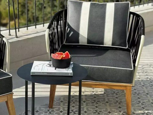 Sillón individual de exterior Terra en madera con lona náutica