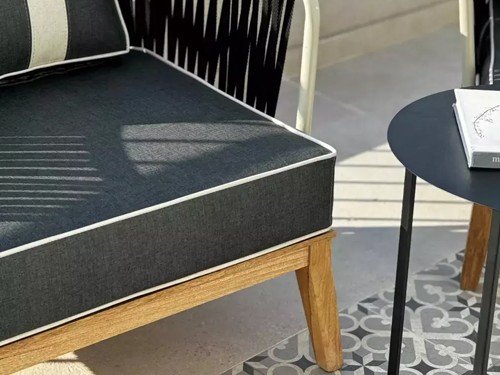 Sillón individual de exterior Terra en madera con lona náutica