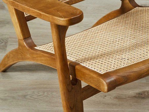 Poltrona Trípoli en madera con esterilla natural artesanal