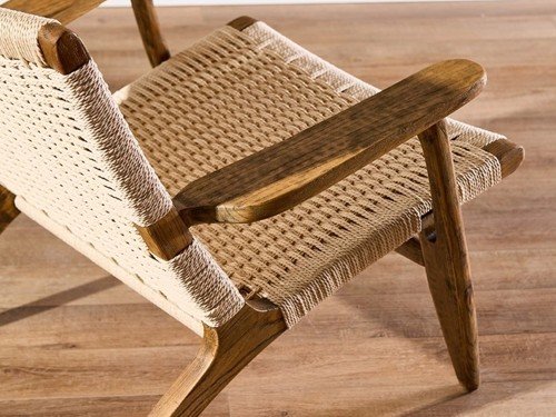 Poltrona Trípoli de madera tejida a mano en cordón náutico
