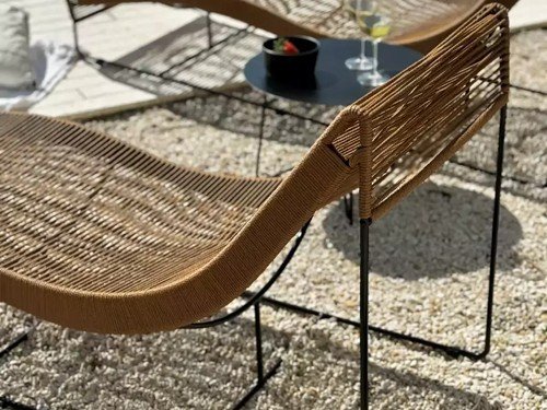 Reposera Málaga de hierro con pintura powder coating exterior