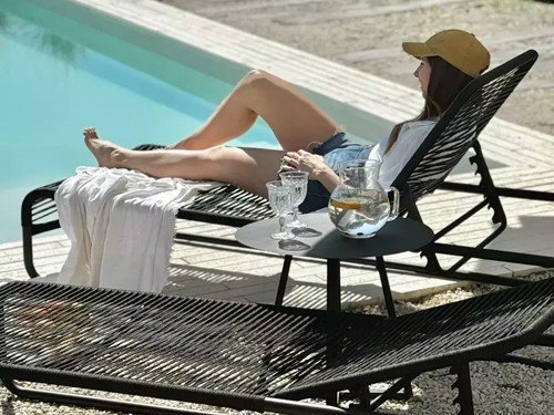 Reposera Formentera de hierro con pintura powder coating exterior