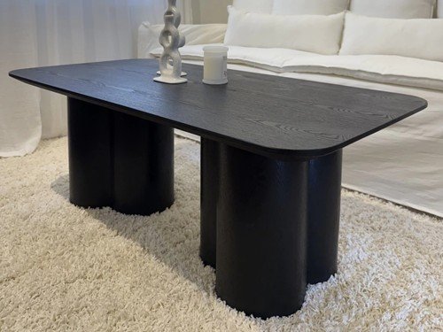 Mesa ratona Duna de madera para interior con diseño moderno