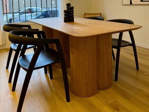 Mesa de comedor Duna en madera de teka natural