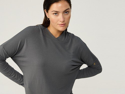 BUZO LIVIANO CON CAPUCHA VENUS