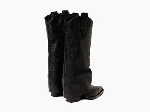 Texana de Cuero Negro / PARUOLO