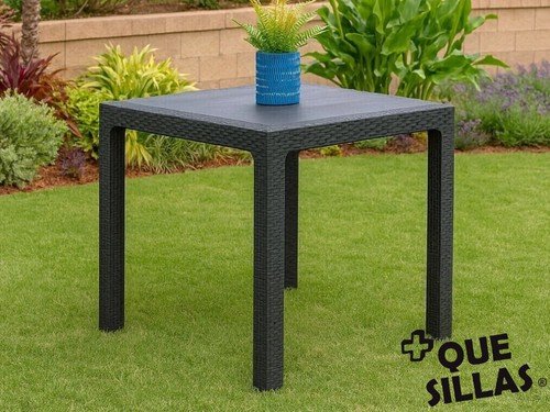 Mesa Plástica Cuadrada Símil Rattan 90 X 90 Alejo