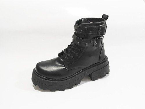 Borcego simil cuero para mujer. AGUS