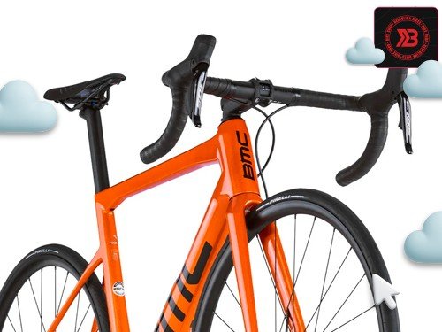 BICICLEA RUTA BMC TEAMMACHINE SLR FOUR 2025