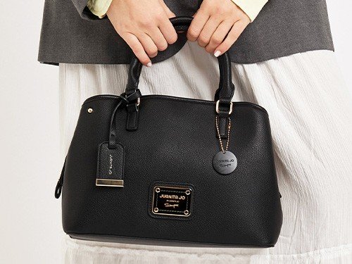 Cartera De Mano Negra Mediana de mujer 20%OFF+12 cuotas sin interés