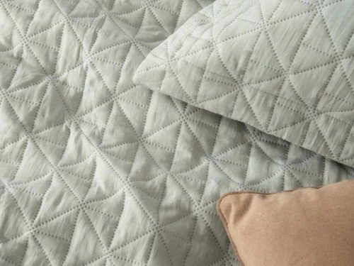 Cubrecama Cover Quilt Liso Reversible Queen Con Fundones