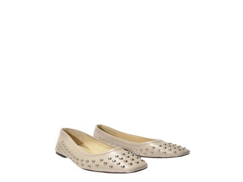 Mocasín Sofía 70% OFF – cuero visón con tachas plata