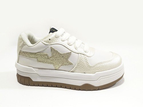 Zapatilla urbana de niña, base alta. AGUS