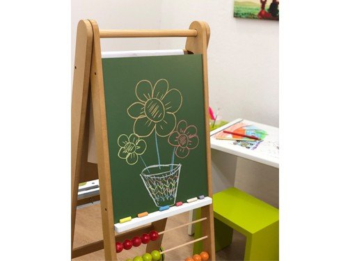 Pizarra para tiza e imán con  rotafolio y ábaco 5 en 1