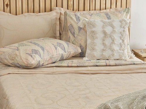 Cubrecama Colony - 2½ Plazas - Con Funda