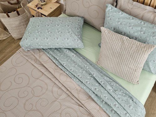 Cubrecama Colony - 2½ Plazas - Con Funda