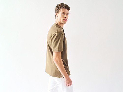 20% OFF + 3 Cuotas sin Interés | Remera Henley Liquid Pique M/C