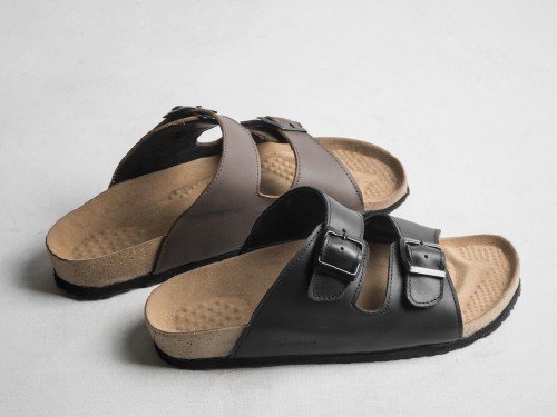 Sandalia de cuero negro hombre | diseño artesanal | Bourbon