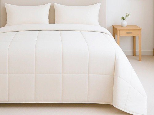 Acolchado Hotelero 4 Estaciones Liso King Size Tu Blanco