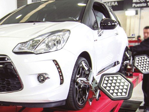 Alineación Tren Delantero + 4 Balanceos para Auto