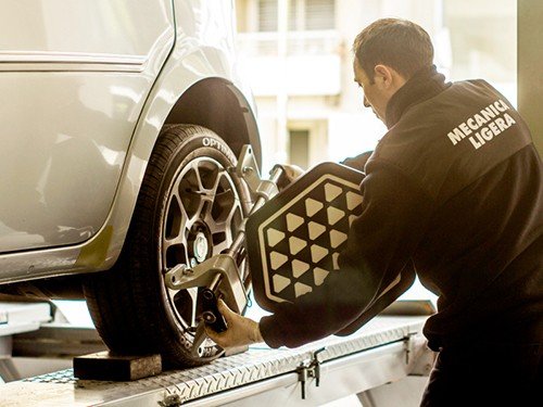 Alineación Tren Delantero + 4 Balanceos para Camioneta