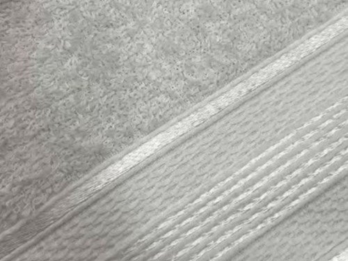 TOALLON  FANTASIA KNUT  BLANCO 400 GRAMOS 100% ALGODON