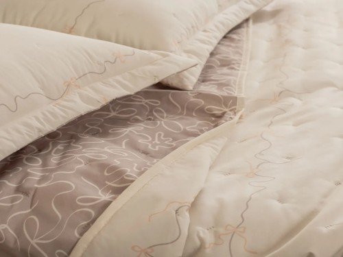 Cubrecama 2 Plazas Queen Reversible Ondas Y Moños