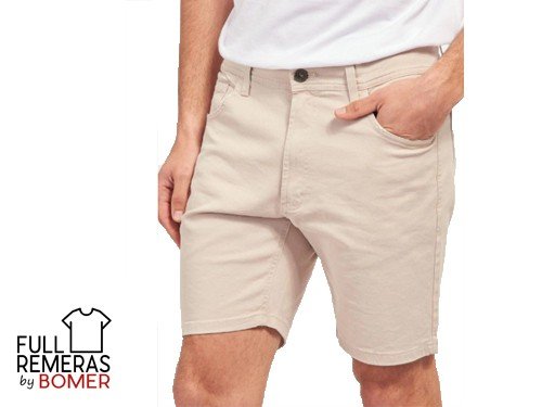 Bermuda clásica de gabardina beige