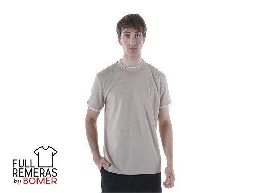 Remera tejida cuello redondo beige