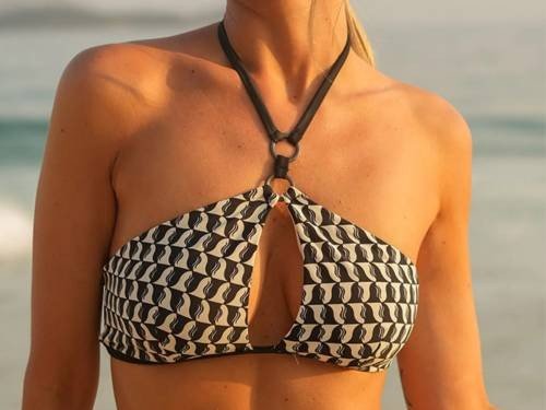 CORPIÑO SUKI CON  APLIQUE M SIGNATURE