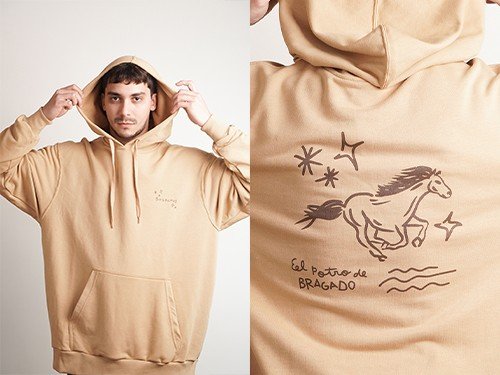 Buzo Oversize Potro, talle único. Cómodo y canchero